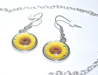 "SUNFLOWER" NECKLACE (1" Across+ 20" L), BRACELET (2¾" Opening) & EARRINGS JEWELRY SET with Bright Yellow...