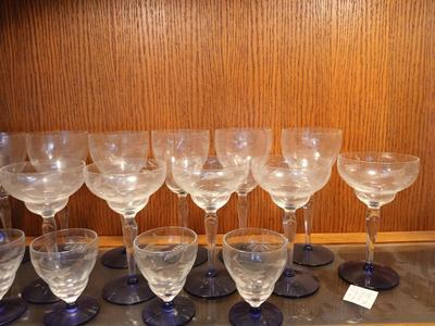 Sale Photo Thumbnail #586: (6) Water Goblet 7 3/4", (6) Champagne/Sherbet 6 1/2", (4) Cordial/Juice 3 1/2" Great Condition