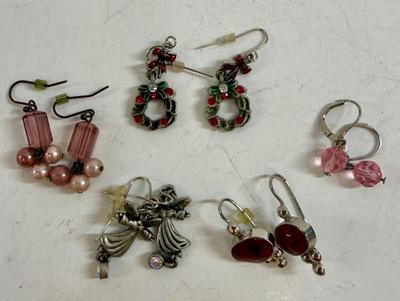 Sale Photo Thumbnail #305: Vintage earring lot. All in good condition.