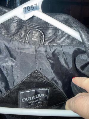 Sale Photo Thumbnail #154