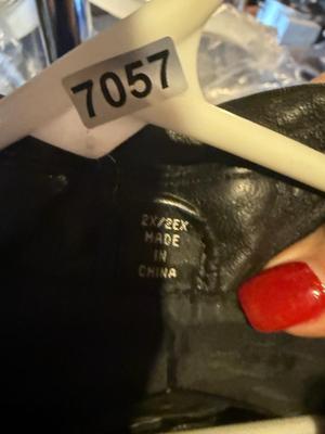 Sale Photo Thumbnail #155