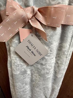 Sale Photo Thumbnail #211: new condition