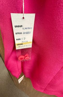 Sale Photo Thumbnail #56: New condition with tags.