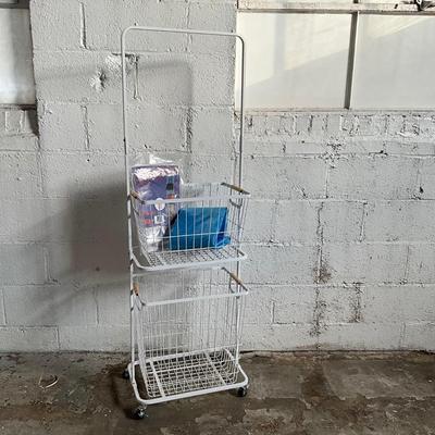 568 Rolling Laundry Cart with New Storage Bags