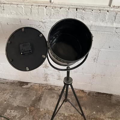 591 Spot Light Floor Clock