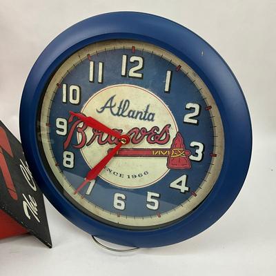 776 Atlanta Braves Fan Lot