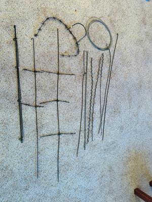 AN ASSORTMENT OF BARBED WIRE