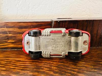 MATCHBOX SUPERFAST NO. 36 HOT ROD DRAGUAR DIE CAST TOY CAR