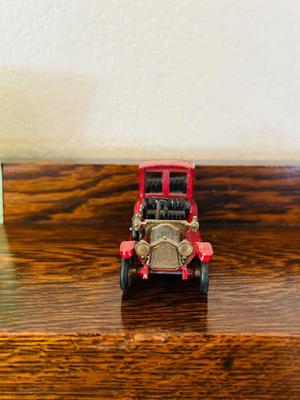 VINTAGE MATCHBOX MODELS OF YESTERYEAR 1912 PACKARD LANDAULRT
