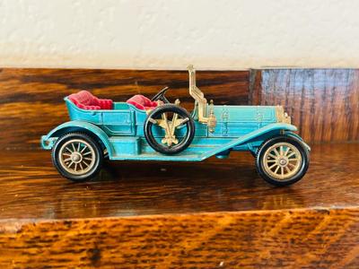 MATCHBOX LESNEY MODELS OF YESTERYEAR 1909 THOMAS FLYABOUT N0. Y-12