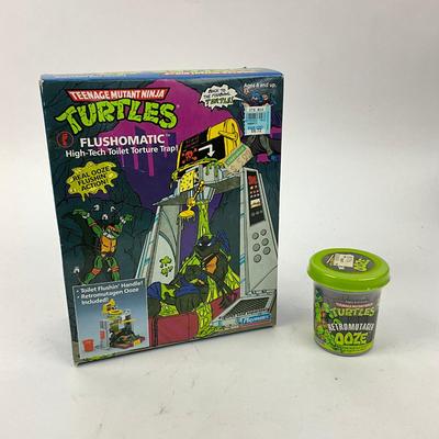 787 1989 Teenage Mutant Ninja Turtles Playmates Flushomatic With OOZE