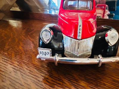 GOLDEN WHEEL DIE-CAST 1940 FORD TEXACO GAS OIL TANKER TRUCK