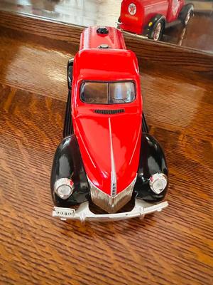 GOLDEN WHEEL DIE-CAST 1940 FORD TEXACO GAS OIL TANKER TRUCK