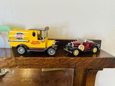 NATIONAL MOTOR MUSEUM MINT 1931 FORD MODEL A AND GOLDEN WHEEL FORD MODEL T PEPSI COLA DELIVERY TRUCK