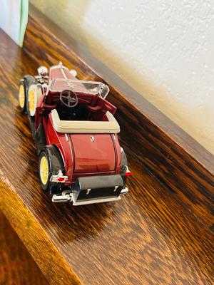 NATIONAL MOTOR MUSEUM MINT 1931 FORD MODEL A AND GOLDEN WHEEL FORD MODEL T PEPSI COLA DELIVERY TRUCK