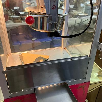 902 Maxi-Matic Popcorn Machine