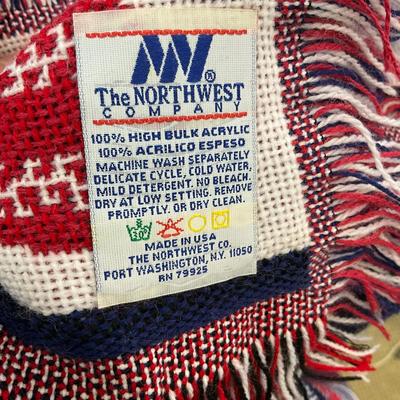 914 Pair Of Atlanta Braves Throw Blankets By The Northwest Company