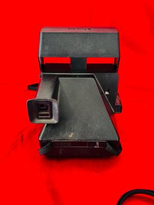 KODAK INSTAMATIC 100 CAMERA, ELECTRIC SLIDE VIEWER, POLAROID CAMERA