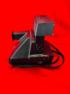 KODAK INSTAMATIC 100 CAMERA, ELECTRIC SLIDE VIEWER, POLAROID CAMERA