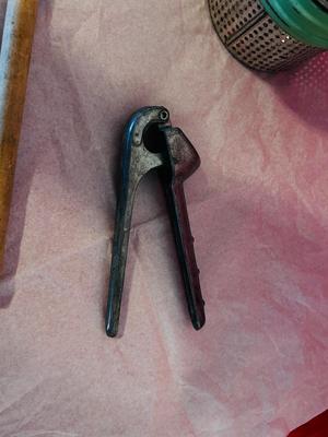 1940’s/1950’ POTATO RICER, GARLIC PRESS, ENAMELED PAN ANTIQUE BLUE BALL CANNING JARS, WODDEN COOKING UTENSILS