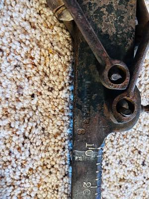 ANTIQUE BEAM HANGING BARN SCALE FOR COTTON OR TOBACCO WITH WEIGHTS