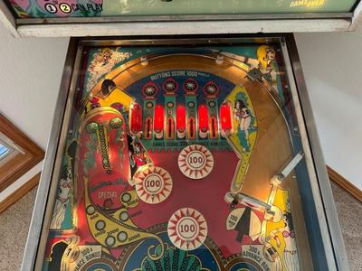 1975 “ALADDIN’S CASTLE” PINBALL MACHINE BY BALLY