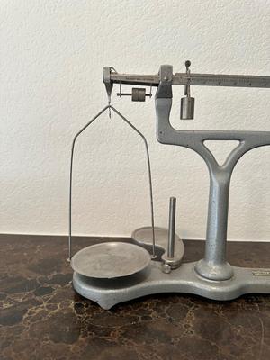 VINTAGE WELCH SCIENTIFIC COMPANY TRIPLE BEAM BALANCE SCALE