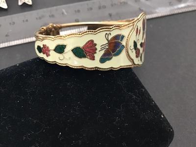 Sale Photo Thumbnail #111: Good Condition