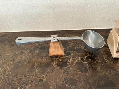 VINTAGE BALANCE MEASURING SPOON AND PELOUZE PETITE MODEL P-1 POSTAGE SCALE