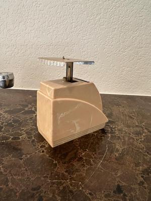 VINTAGE BALANCE MEASURING SPOON AND PELOUZE PETITE MODEL P-1 POSTAGE SCALE