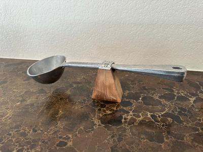 VINTAGE BALANCE MEASURING SPOON AND PELOUZE PETITE MODEL P-1 POSTAGE SCALE