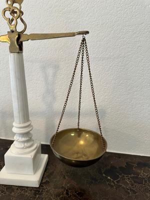 VINTAGE BRASS AND ALABASTER APOTHECARY SCALE “SCALES OF JUSTICE”
