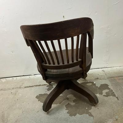 933 Antique Bankers Chair