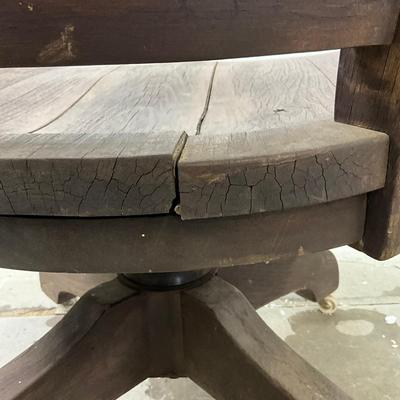 933 Antique Bankers Chair