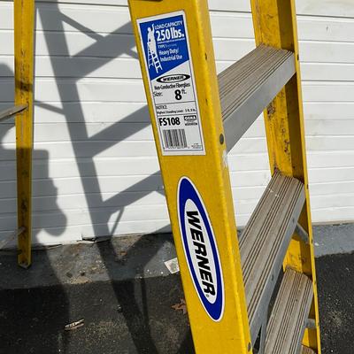934 Werner 8 Foot Fiberglass Ladder