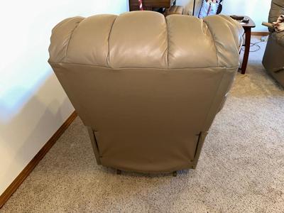 LEATHER ROCKER RECLINER