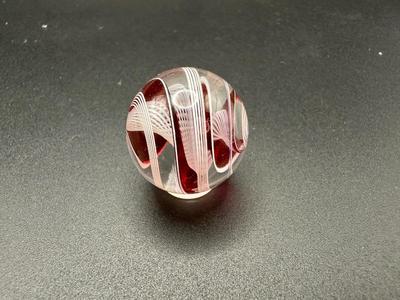 RED AND WHITE LATTICINIO SWIRL CORE MARBLE