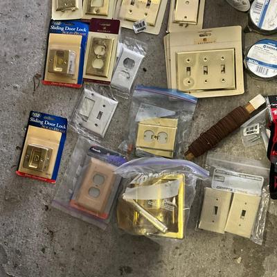 946 Assortment Of Electric Hardware