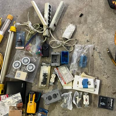 946 Assortment Of Electric Hardware