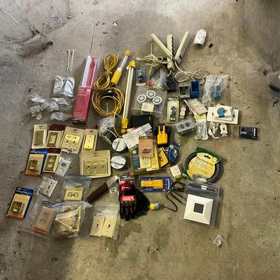 946 Assortment Of Electric Hardware