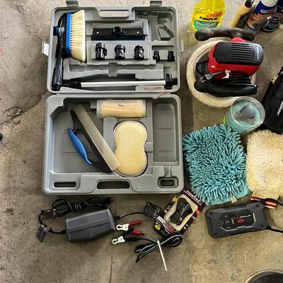 1030 Bon Aire Polisher/Buffer, Brookstone Car Cleaner, Brushes, Chemical Cleaners, Battery Charger