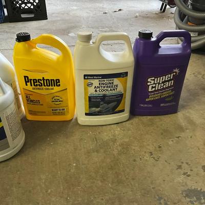 1035 Assortment Of Large Chemical Containers