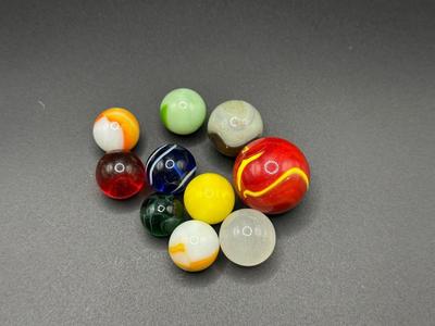 10 - URANIUM/VASELINE GLASS MARBLES