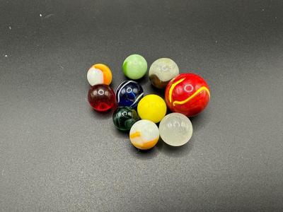 10 - URANIUM/VASELINE GLASS MARBLES