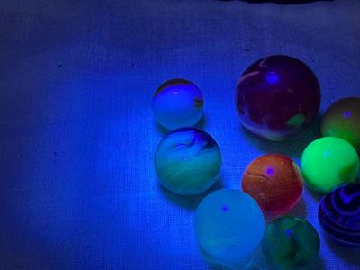 10 - URANIUM/VASELINE GLASS MARBLES