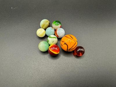 10 - URANIUM/VASELINE GLASS MARBLES