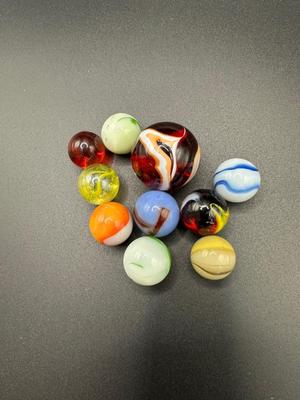 10 - URANIUM/VASELINE GLASS MARBLES
