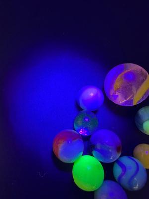 10 - URANIUM/VASELINE GLASS MARBLES
