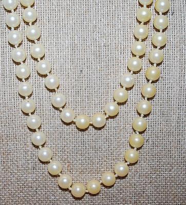 Vintage-Style WRAP-AROUND Off-White Faux PEARL NECKLACE 52" L