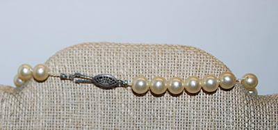 Off-White Faux PEARL CHOKER NECKLACE WITH Slide-In Graphic Designed Clasp 15" L